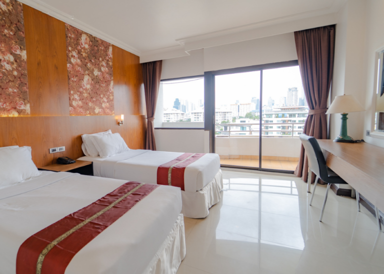 Deluxe King or Twin Balcony